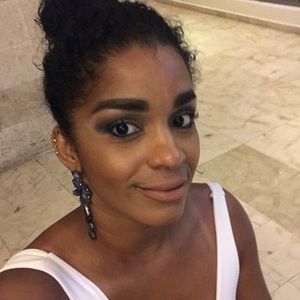 Meet your Posher, Paola